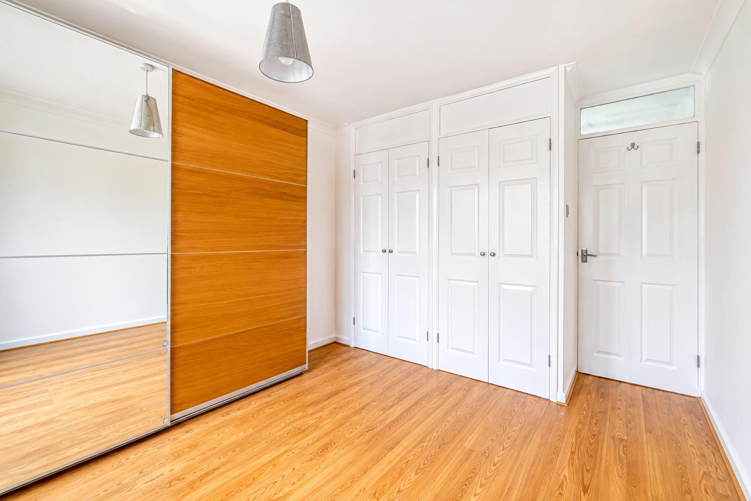 Balmoral Way, Sutton